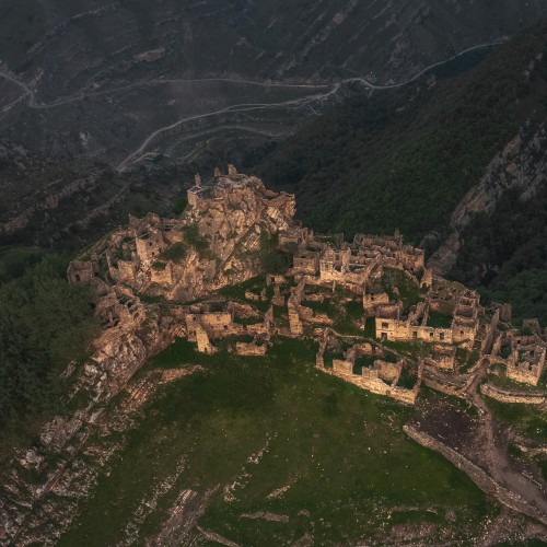 дагестан пейзажный фотограф сергей крылов аул  гамсутль горы закат  dji дрон