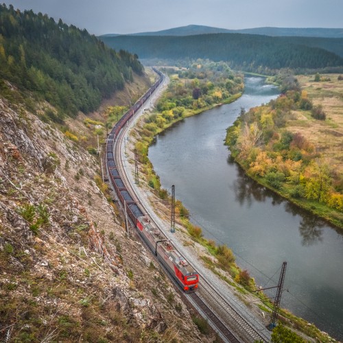 железнодорожный фотограф сергей крылов электровоз 2эс10 гранит грузовой поезд челябинская область усть-катав лето ржд юужд