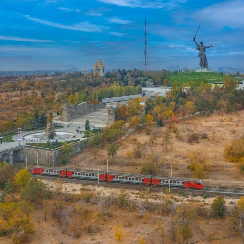 железнодорожный фотограф сергей крылов  волгоград родина мать электропоезд электричка эп2д ржд лето