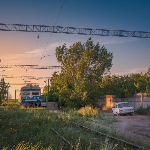 казахстан степногорск эр22 электропоезд электричка закат лето