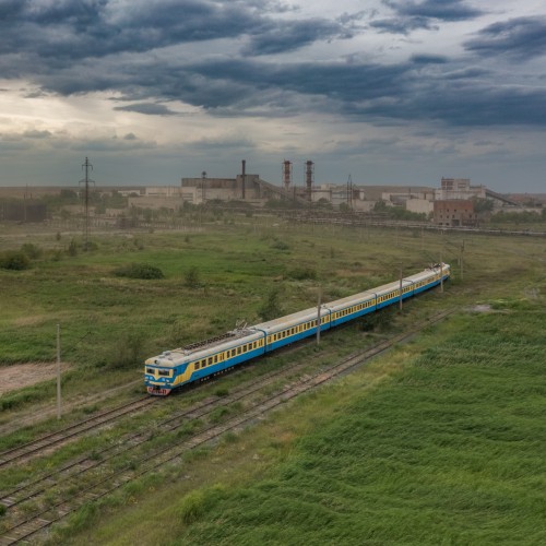 казахстан  степногорск эр22 электропоезд электричка сжд степь лето
